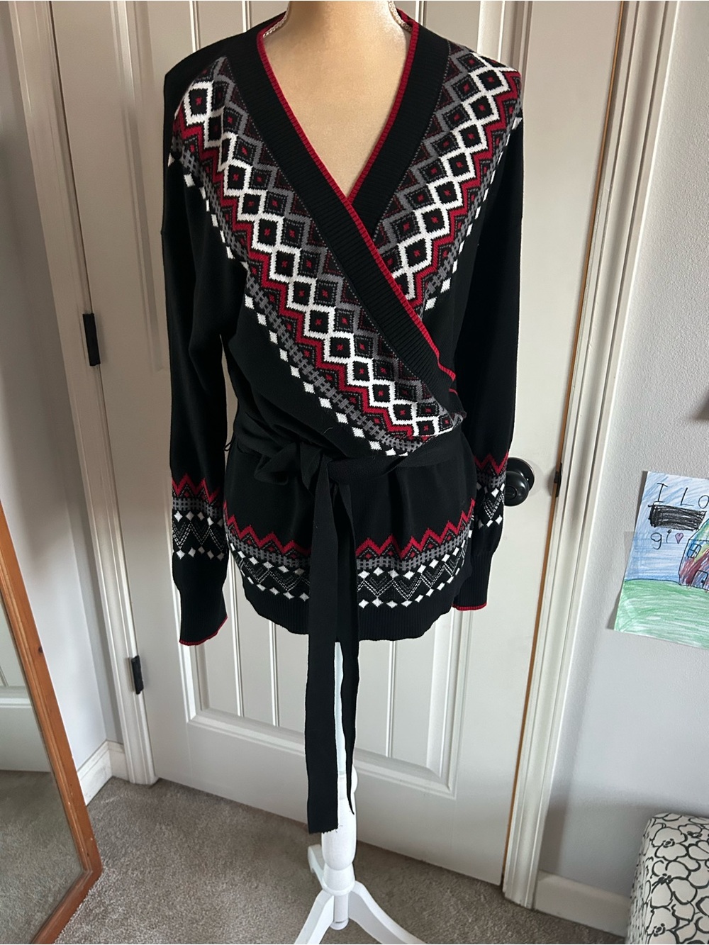 NEW New York & Company Black Sweater with Red and White Fair Isle V‑Neck Sz XL